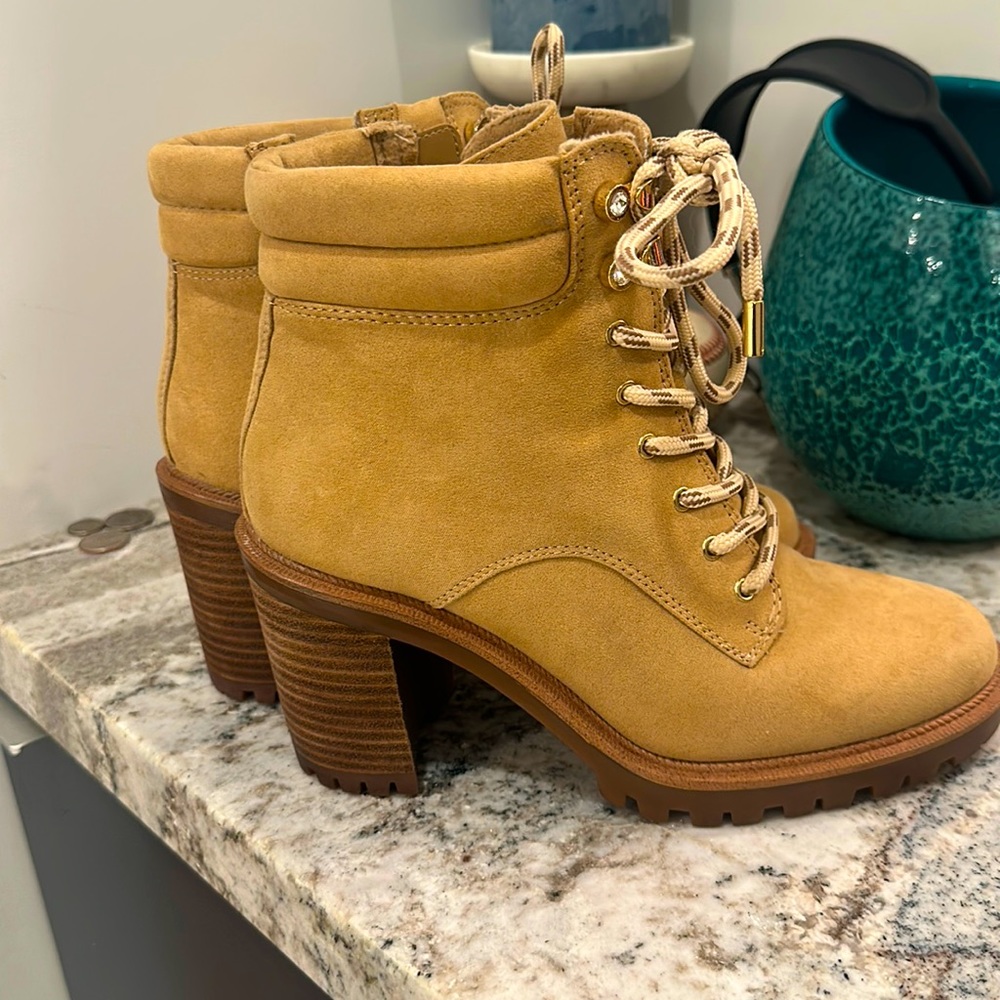 JLo, Jennifer Lopez, boots, brand new, sz 9, $50